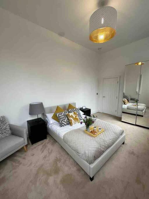 Chic Living At The Chancery Apartment Leicester Bagian luar foto