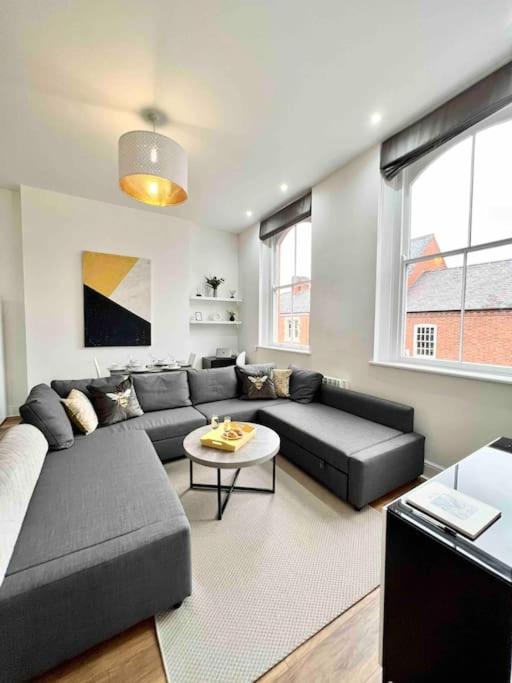 Chic Living At The Chancery Apartment Leicester Bagian luar foto